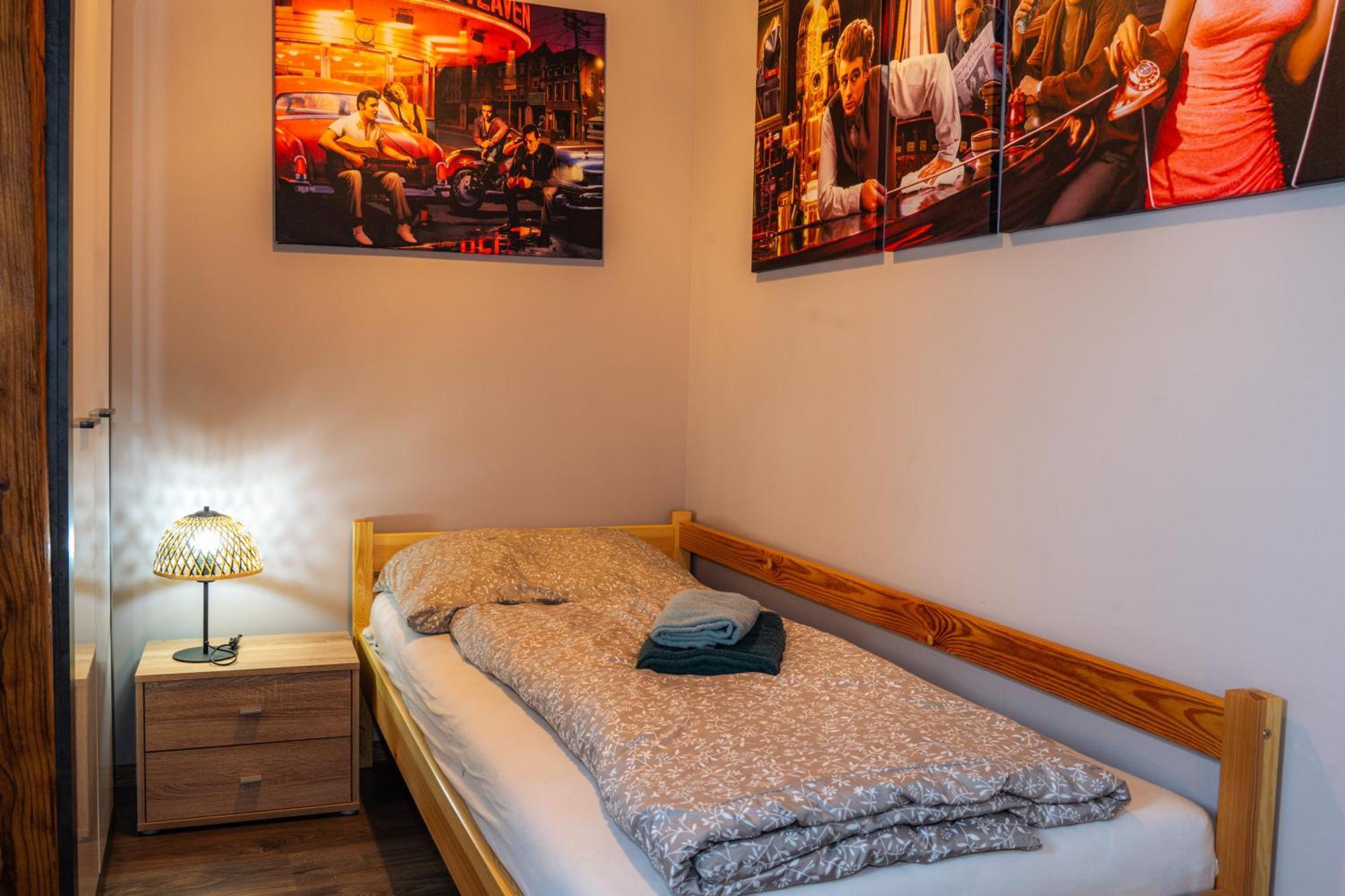 Apatman Fellini House Apartment Trencin Bagian luar foto