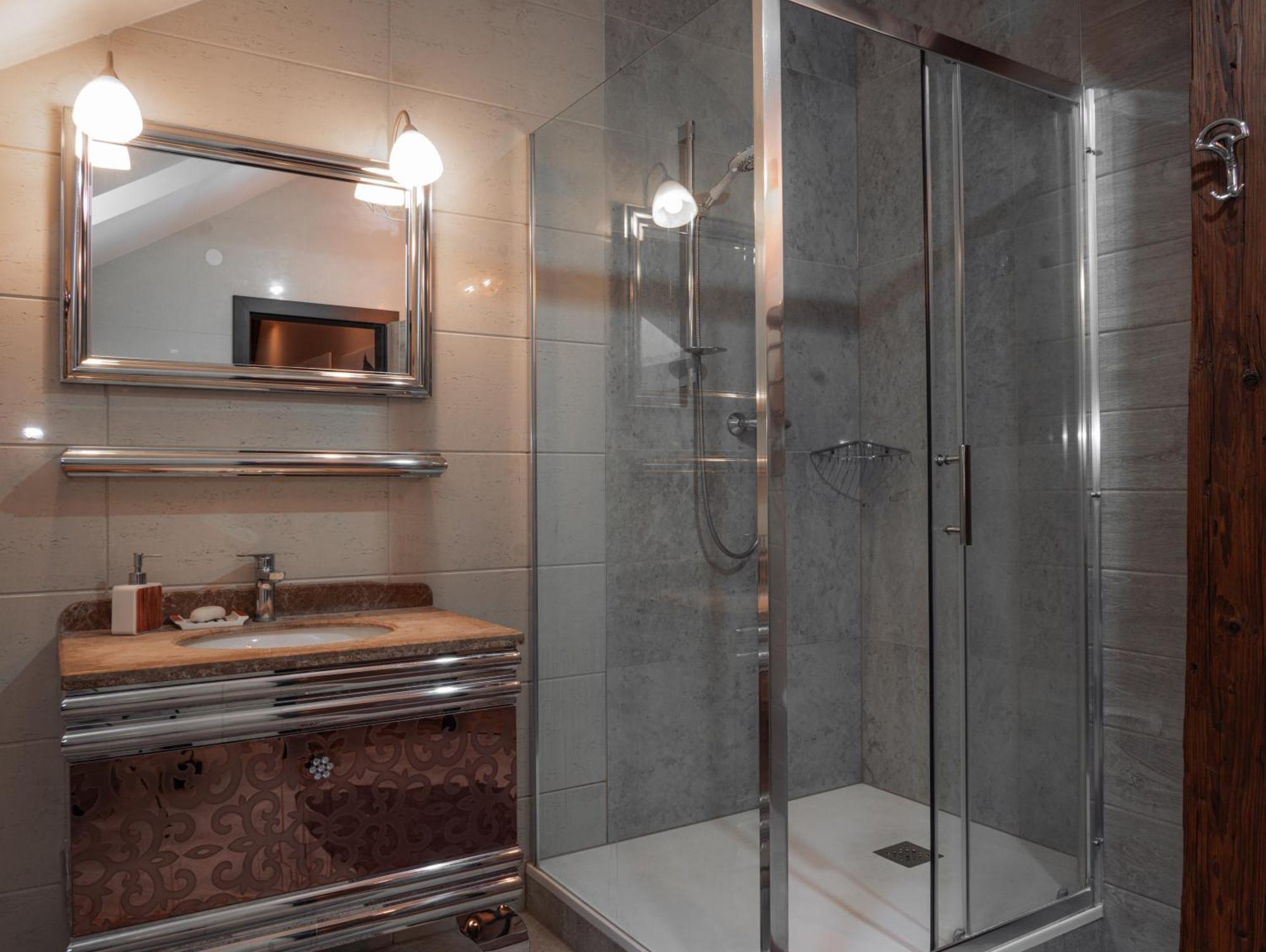 Apatman Fellini House Apartment Trencin Bagian luar foto